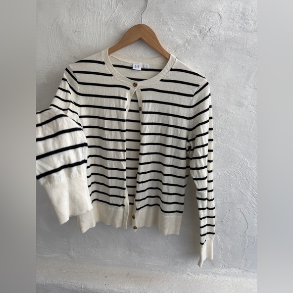 SOLD - Picture 3 of 13